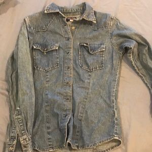 1985 vintage Guess Denim Shirt